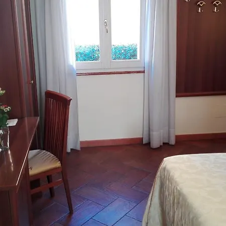 מלון Corte Degli Estensi פורמיג'ינה