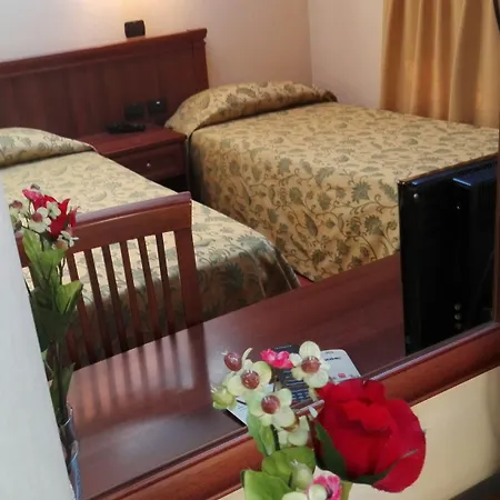 Hotel Corte Degli Estensi 3*