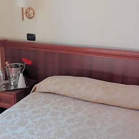 Corte Degli Estensi Hotel 3*