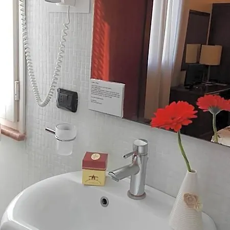 Corte Degli Estensi Hotel