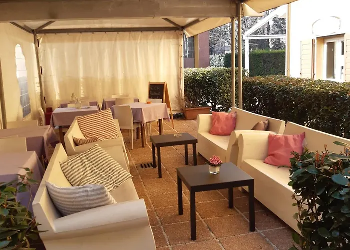 Hotel Corte Degli Estensi 3*